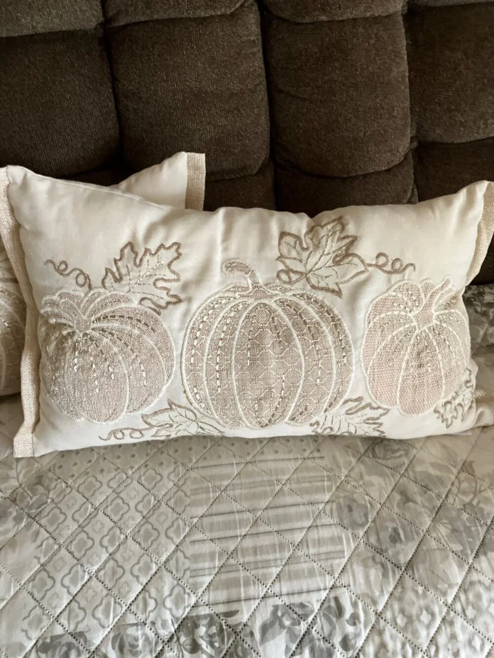 Lumbar Accent Pillows 